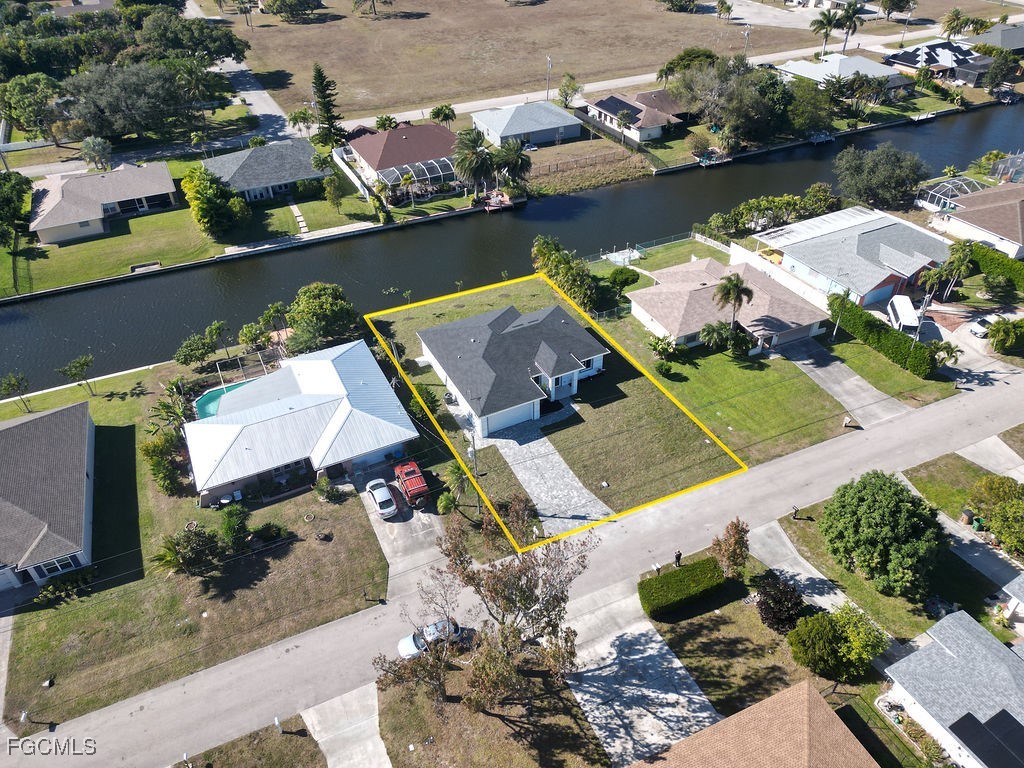 34 SE 23rd Place Cape Coral FL 33990 2026004845 image1