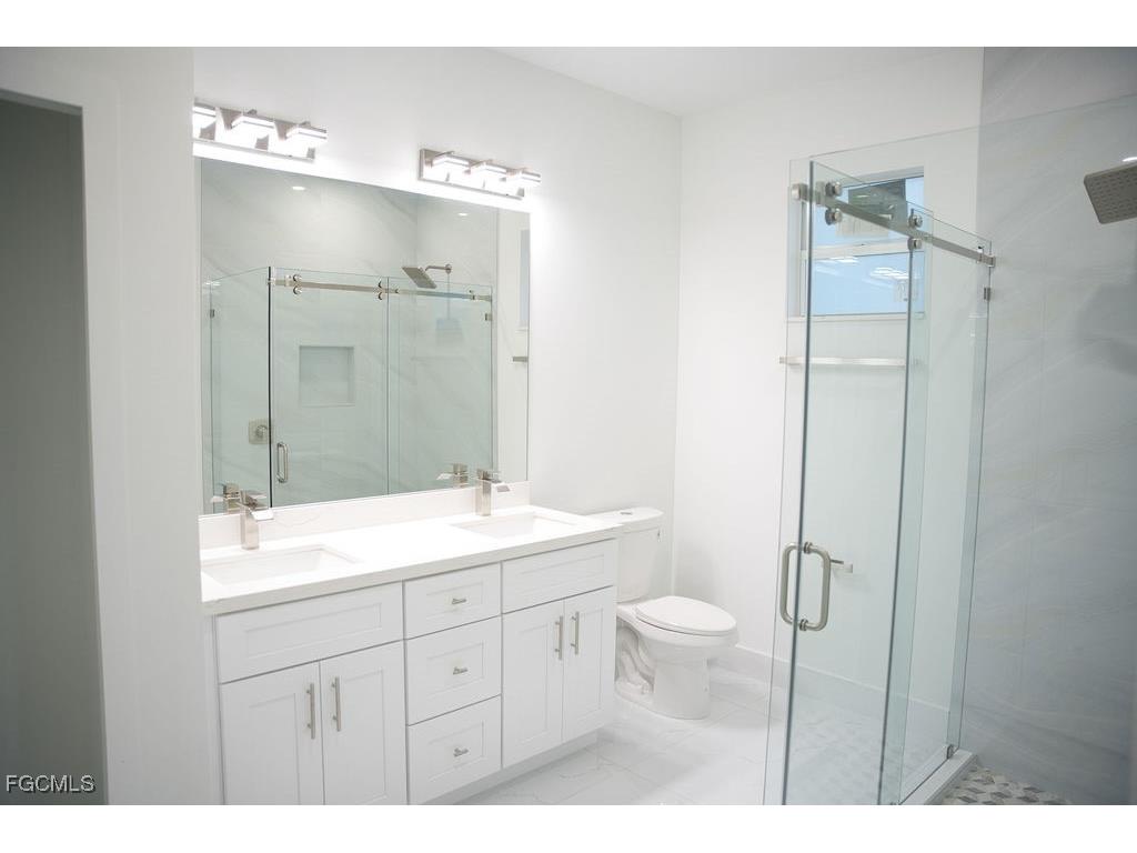 34 SE 23rd Place Cape Coral FL 33990 2026004845 image11