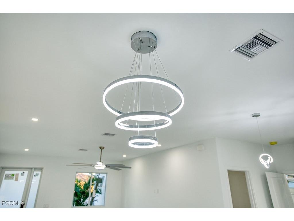 34 SE 23rd Place Cape Coral FL 33990 2026004845 image9