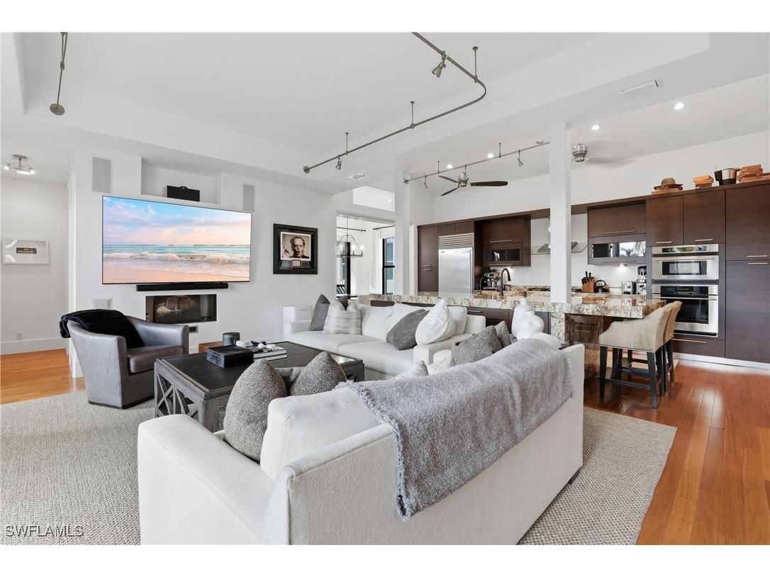 340 12th Avenue S #6 Naples FL 34102 226003779 image19