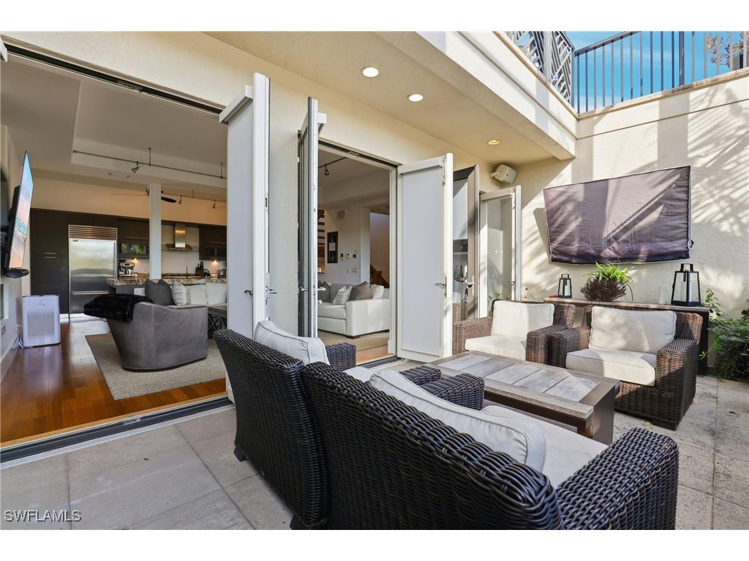 340 12th Avenue S #6 Naples FL 34102 226003779 image24