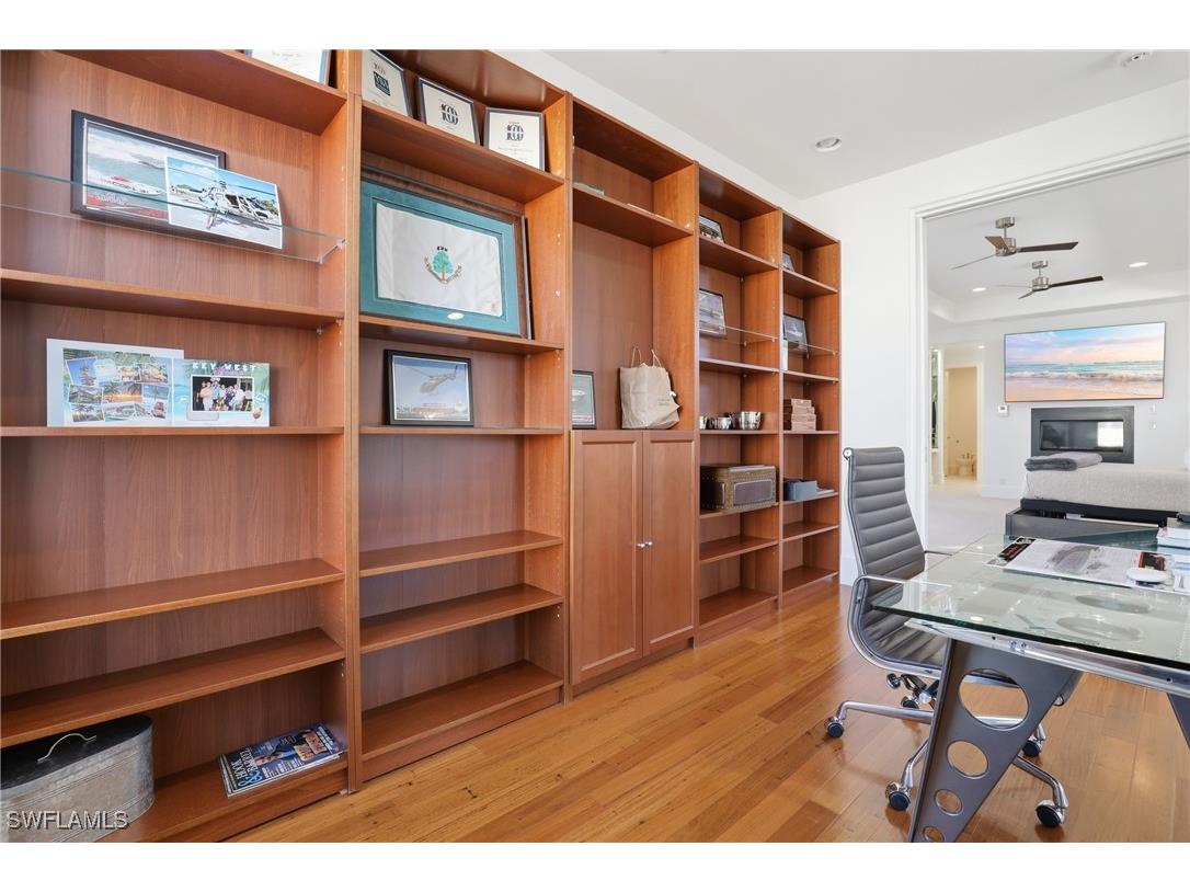 340 12th Avenue S #6 Naples FL 34102 226003779 image39