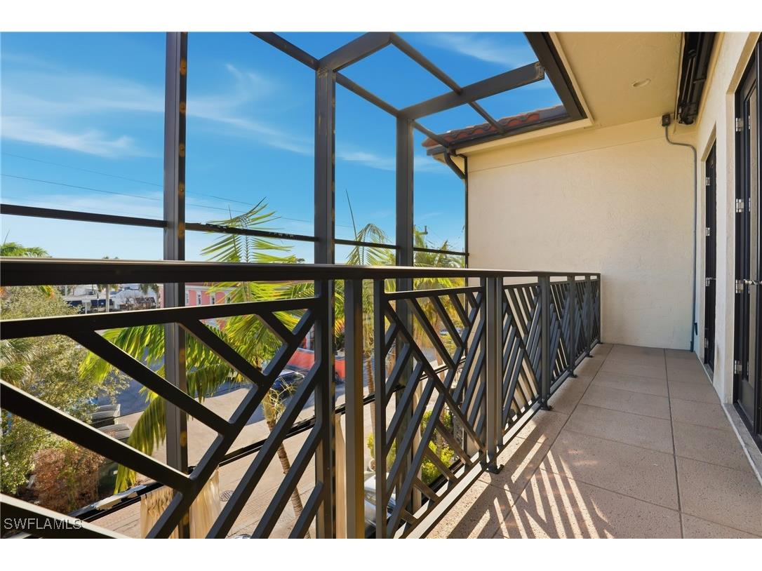 340 12th Avenue S #6 Naples FL 34102 226003779 image42