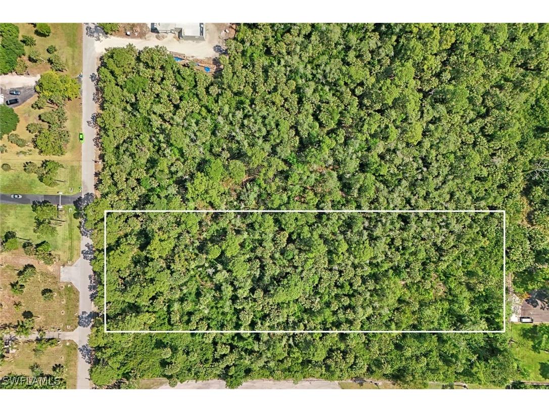 340 3rd St NW Naples FL 34120 224039397 image1