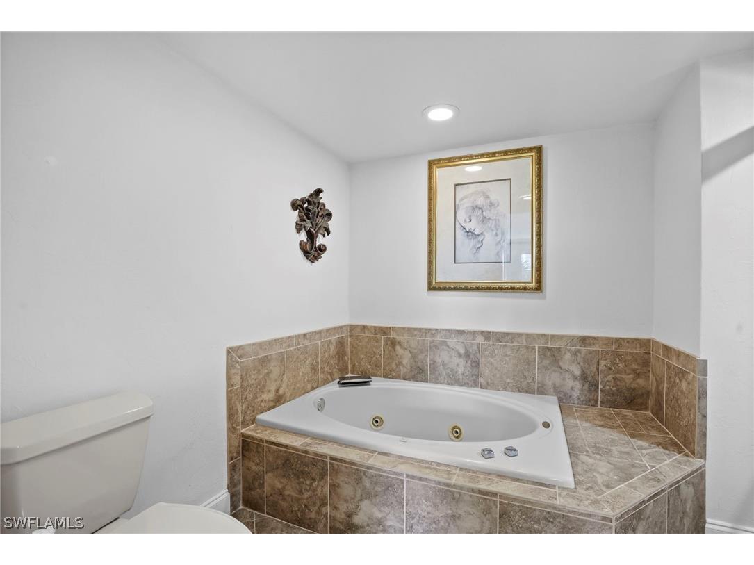 340 Horse Creek Drive #307 Naples FL 34110 226008605 image20