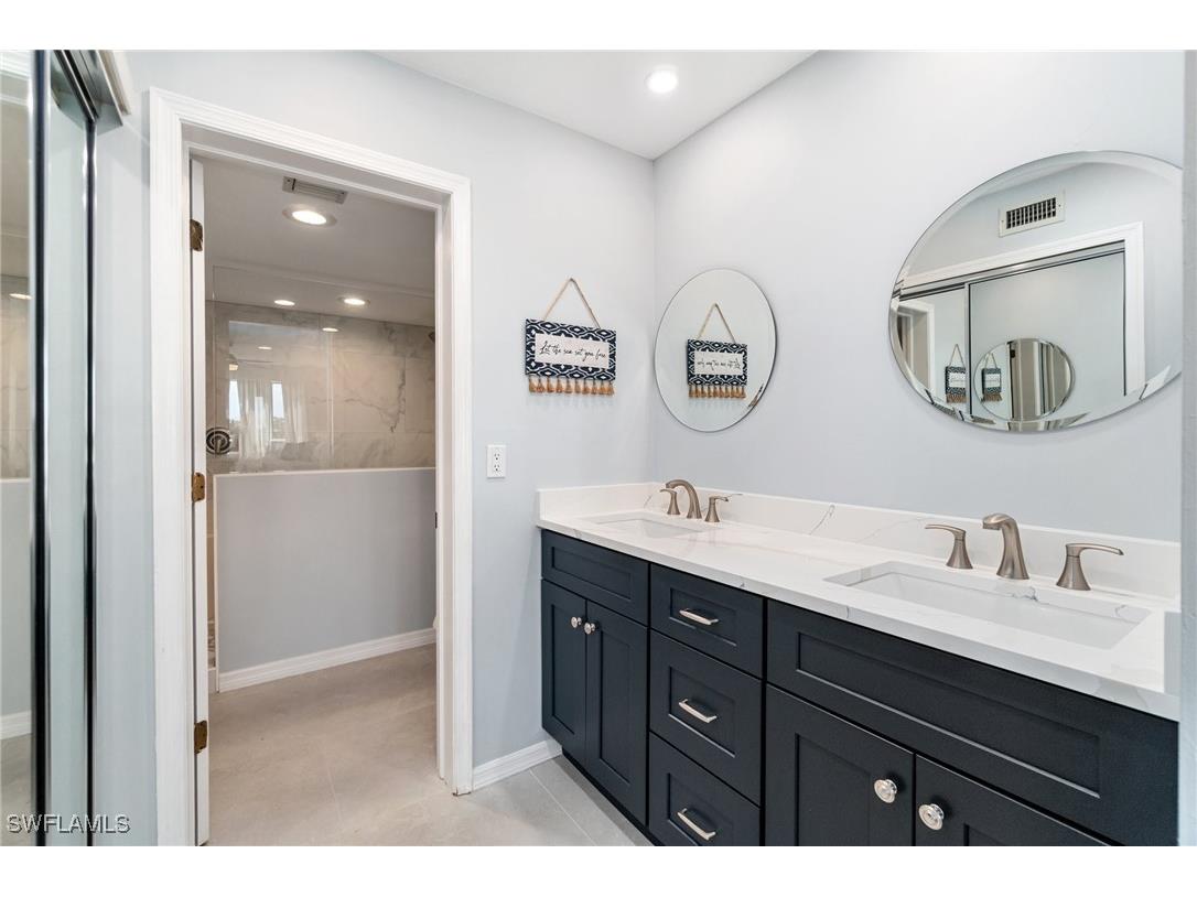 340 Horse Creek Drive #403 Naples FL 34110 225081256 image10