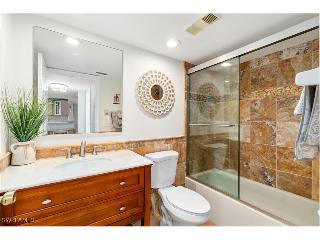 340 Horse Creek Drive #403 Naples FL 34110 225081256 image14