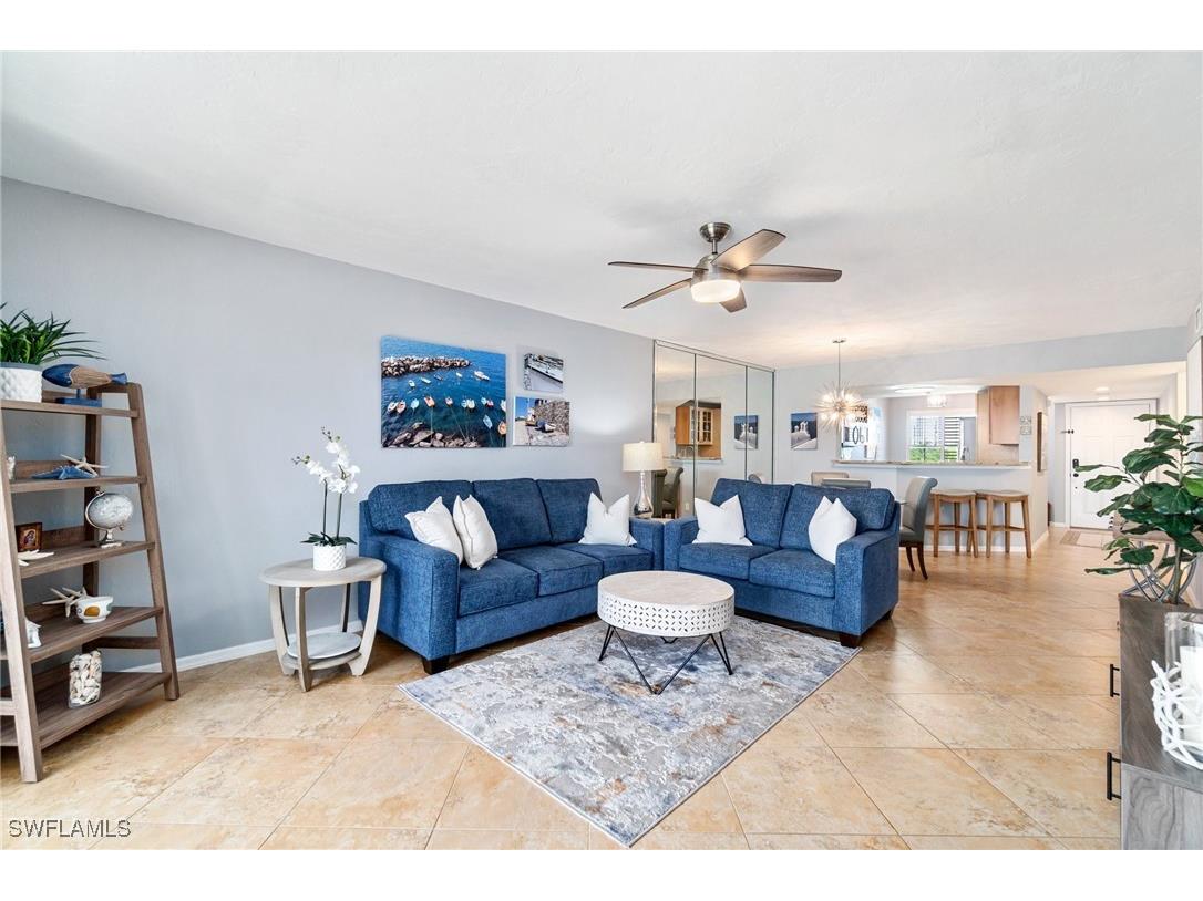 340 Horse Creek Drive #403 Naples FL 34110 225081256 image3