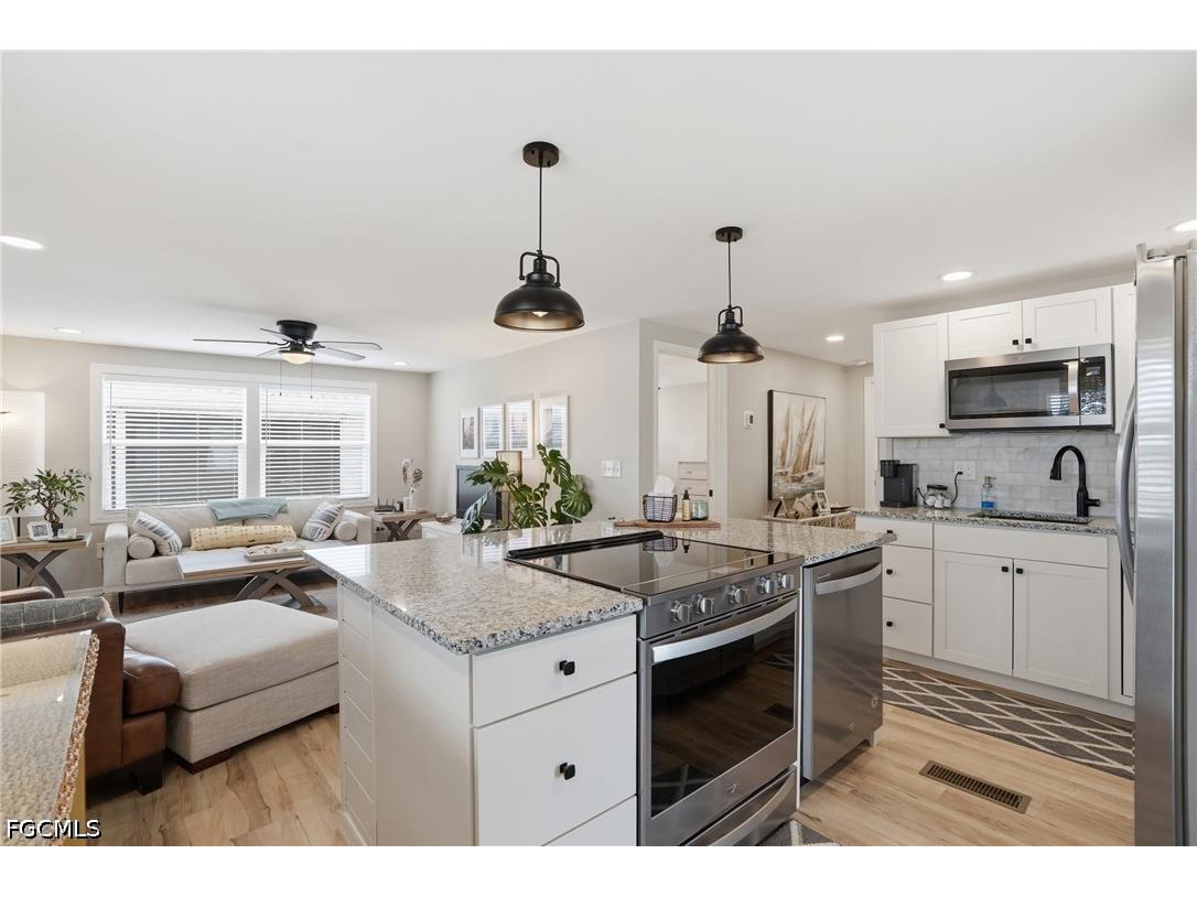 340 Mattie Avenue Fort Myers FL 33908 2026024537 image11