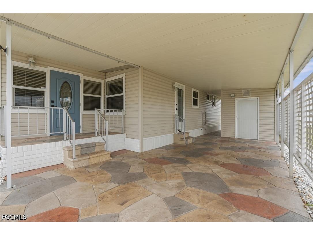 340 Mattie Avenue Fort Myers FL 33908 2026024537 image3