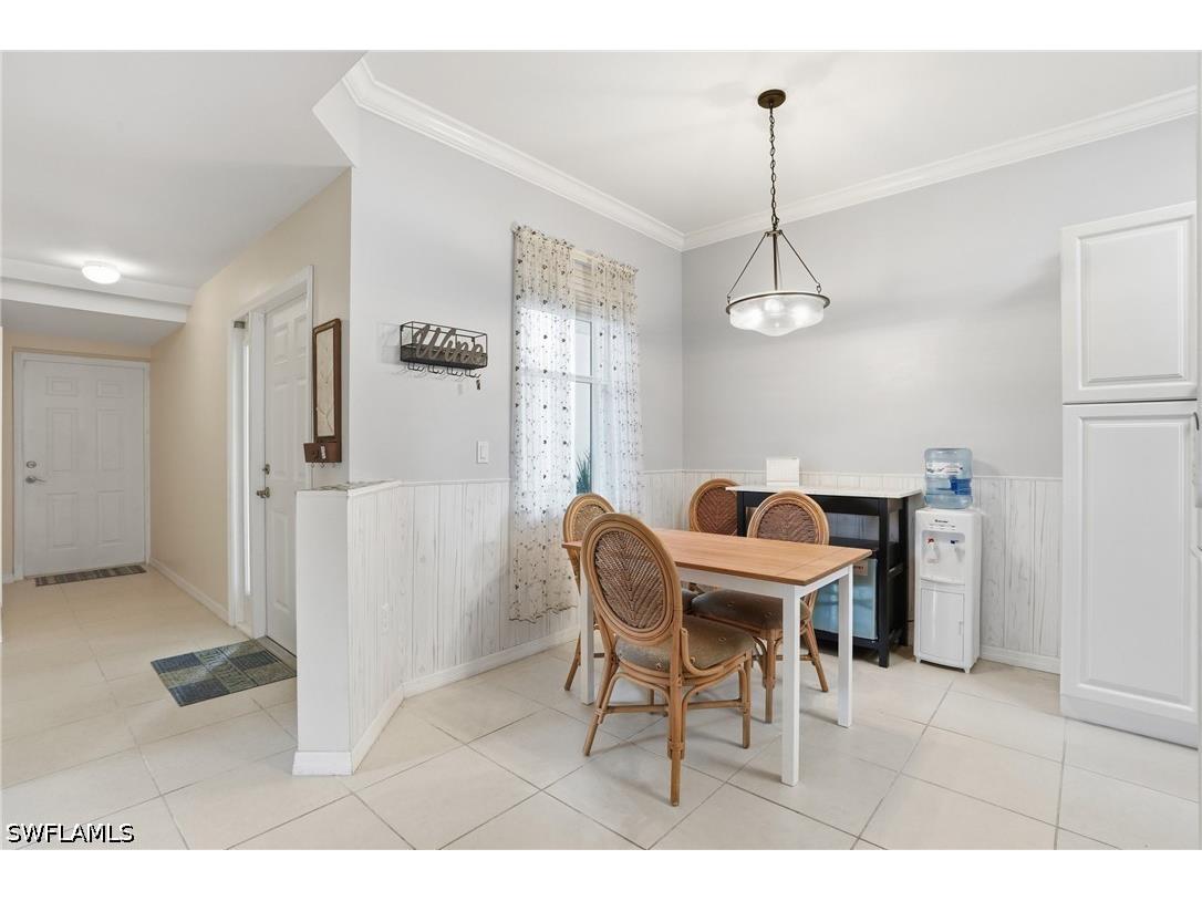 340 Robin Hood Circle #102 Naples FL 34104 226015314 image13
