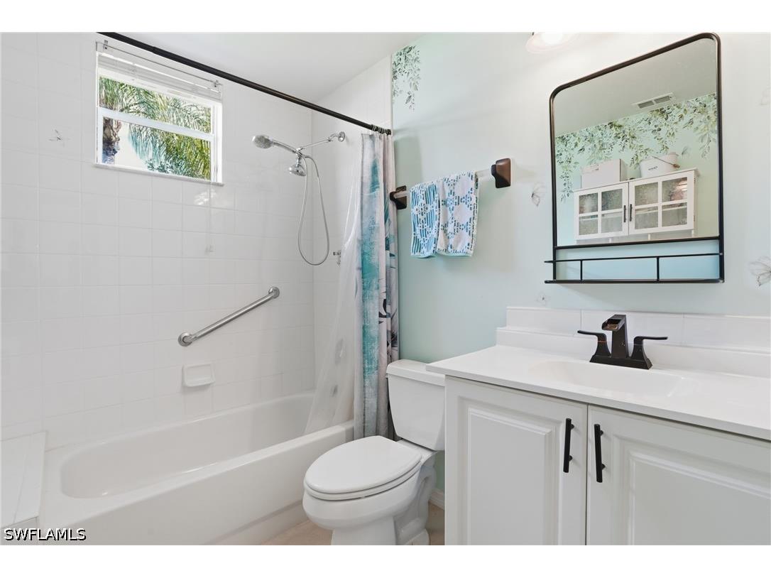 340 Robin Hood Circle #102 Naples FL 34104 226015314 image18
