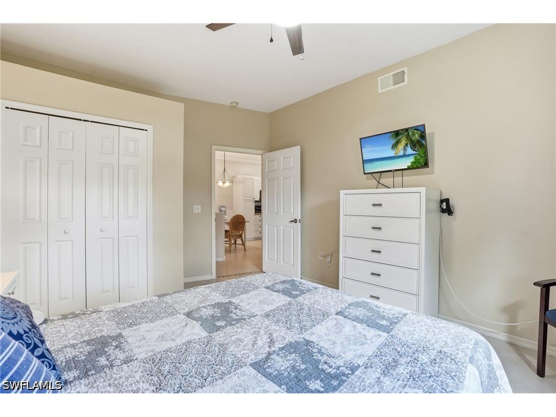 340 Robin Hood Circle #102 Naples FL 34104 226015314 image24