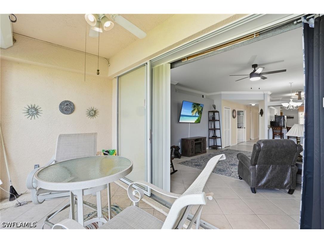 340 Robin Hood Circle #102 Naples FL 34104 226015314 image27