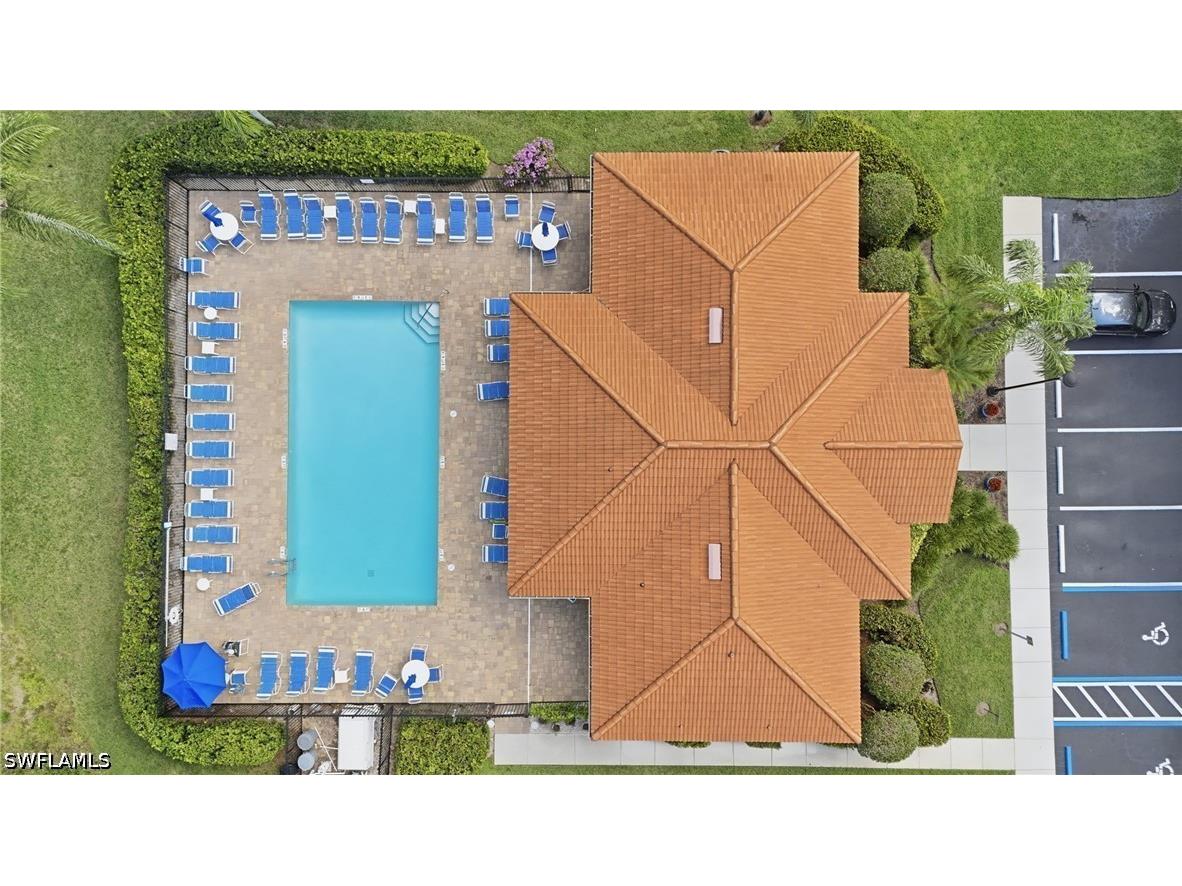 340 Robin Hood Circle #102 Naples FL 34104 226015314 image34