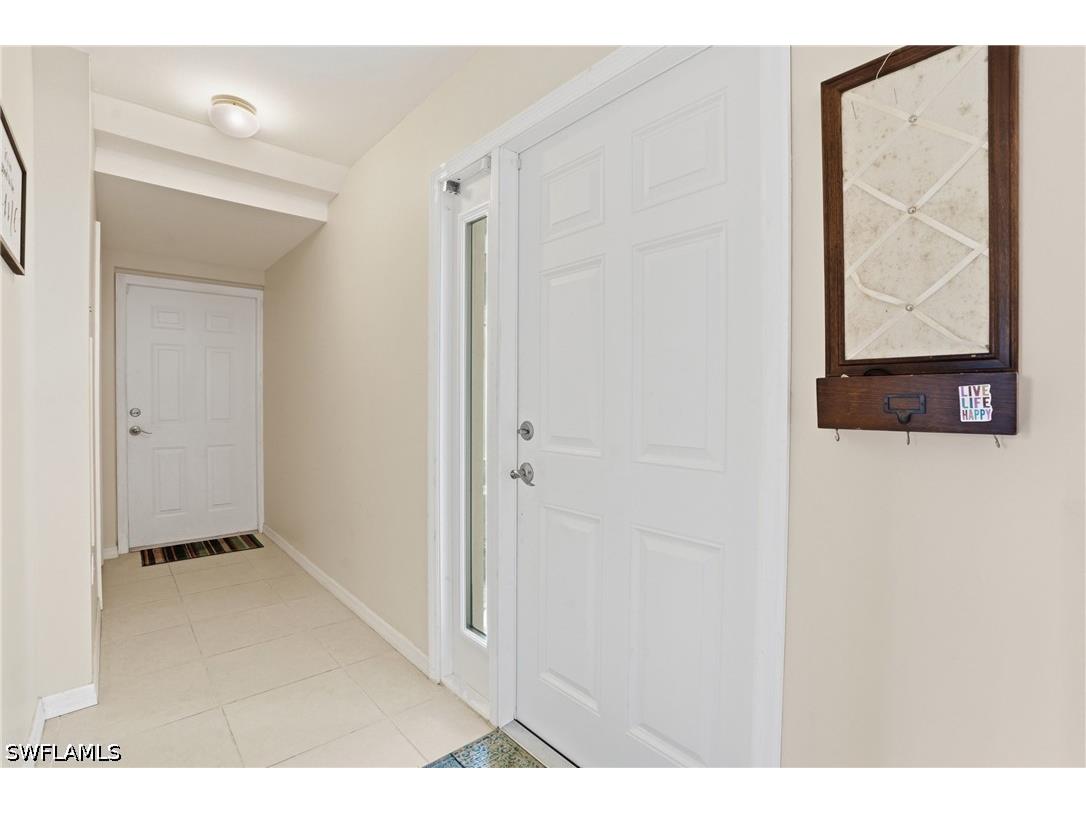 340 Robin Hood Circle #102 Naples FL 34104 226015314 image5
