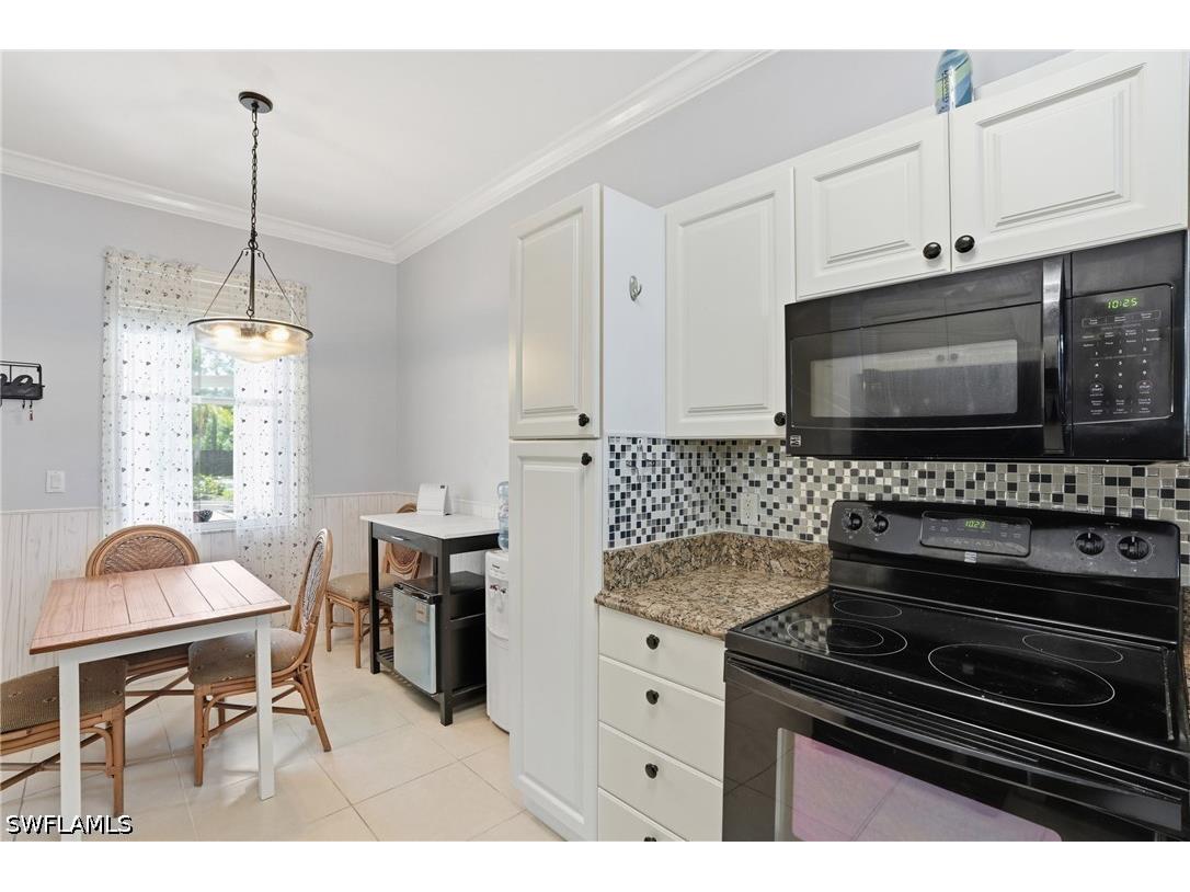 340 Robin Hood Circle #102 Naples FL 34104 226015314 image8