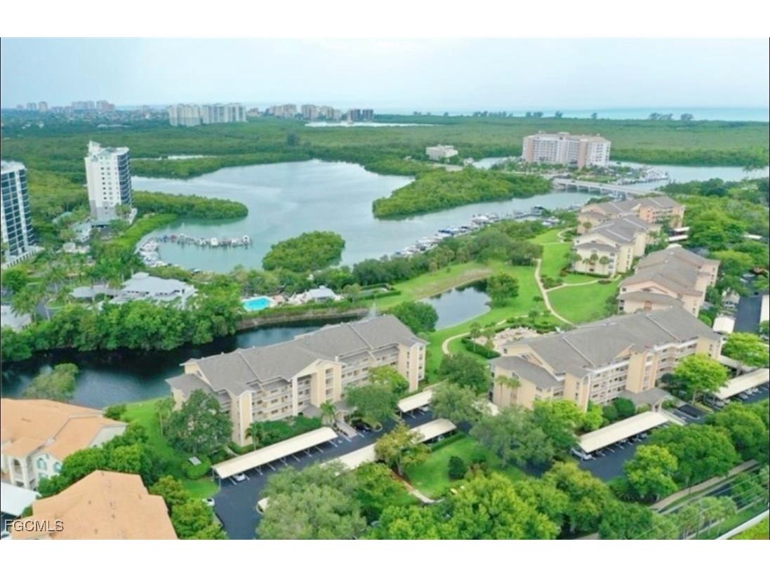 340 S Horse Creek Drive #304 Naples FL 34110 2026001022 image1