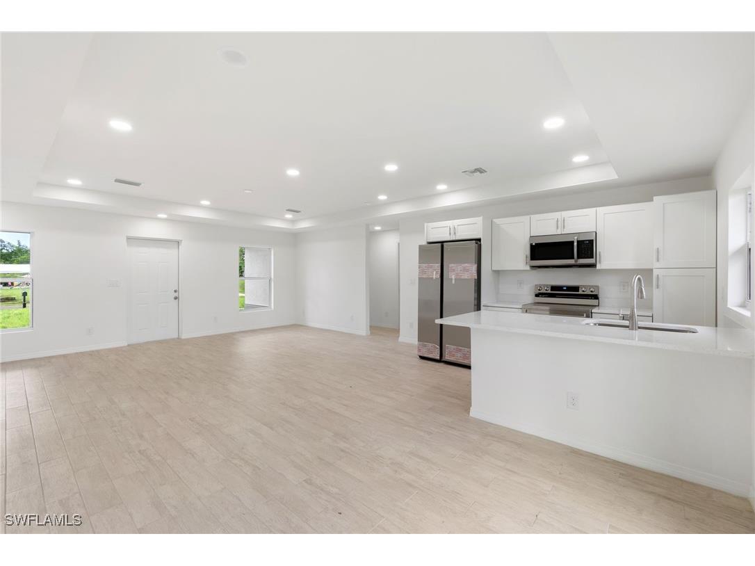 3400 42nd Street SW Lehigh Acres FL 33976 224059377 image1