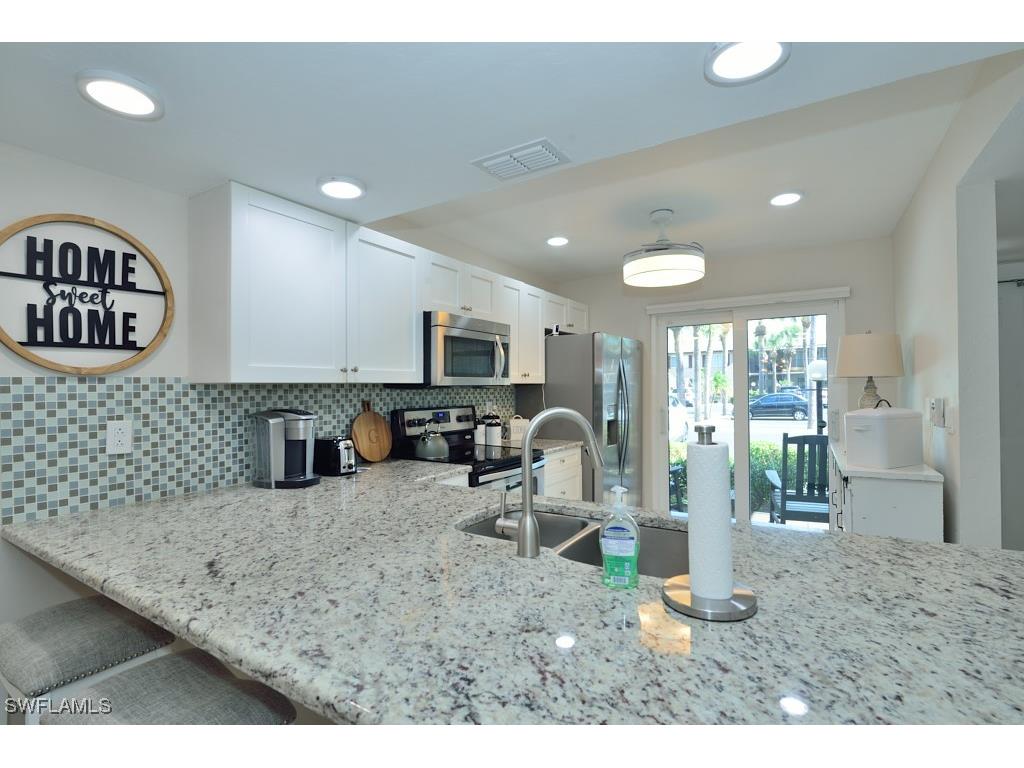 3400 Frosty Way #5 Naples FL 34112 225077856 image4