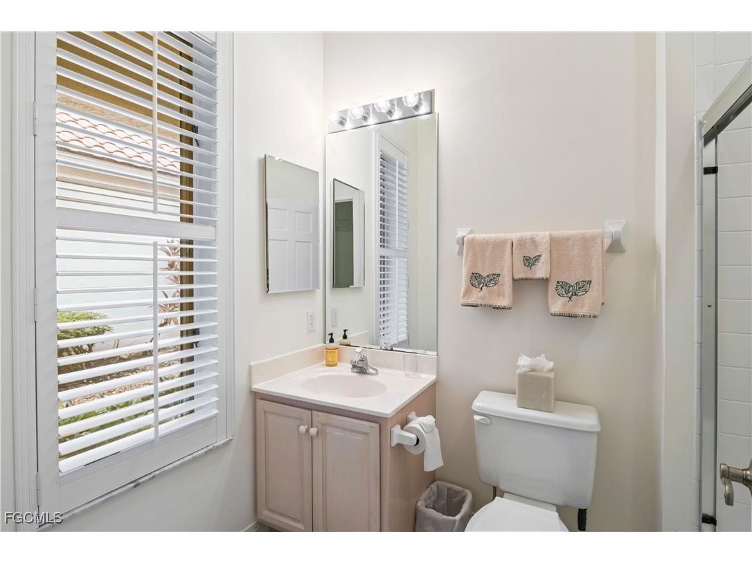 3400 Riviera Lakes Court Bonita Springs FL 34134 2025015097 image16