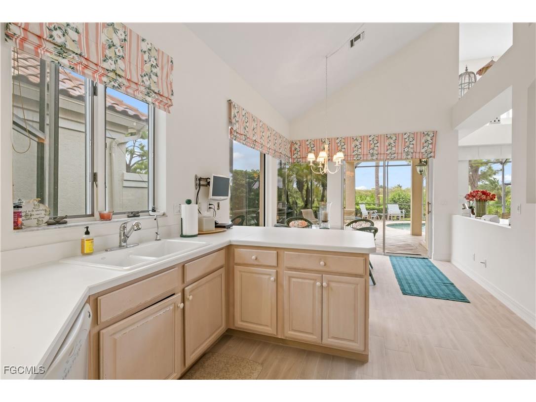 3400 Riviera Lakes Court Bonita Springs FL 34134 2025015097 image18