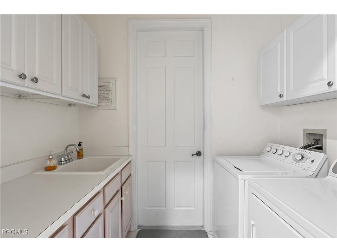 3400 Riviera Lakes Court Bonita Springs FL 34134 2025015097 image28