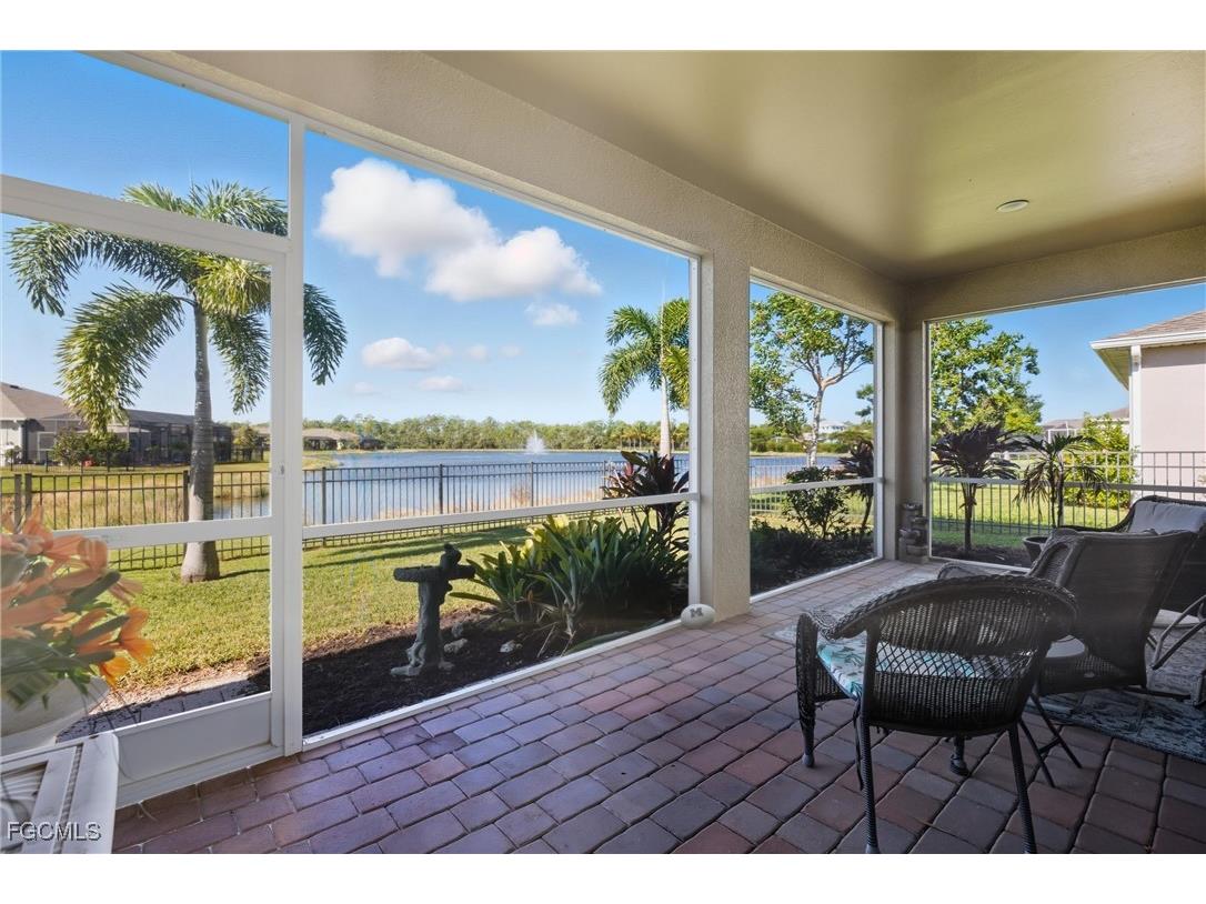 3401 Acapulco Circle Cape Coral FL 33909 2025015783 image1