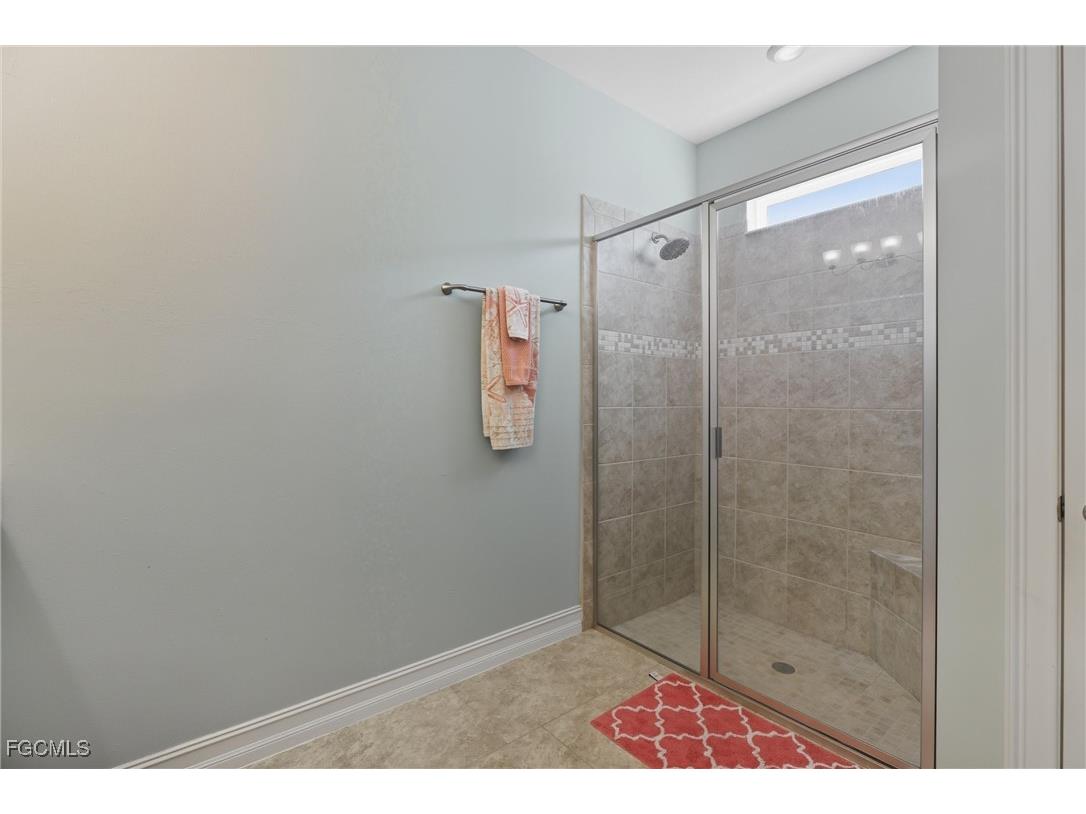 3401 Acapulco Circle Cape Coral FL 33909 2025015783 image15