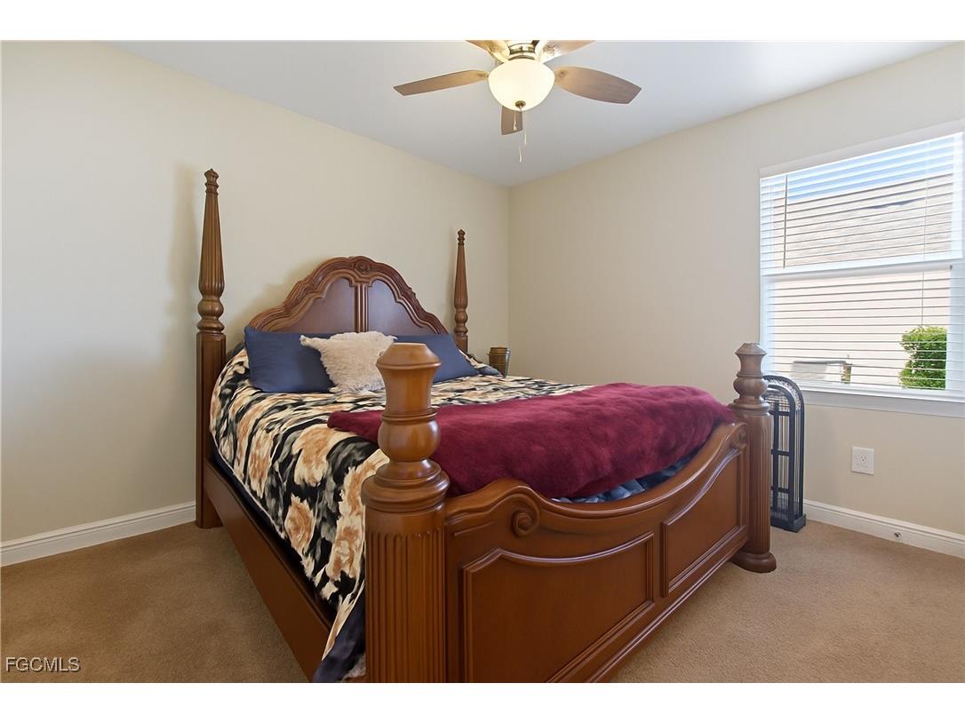 3401 Acapulco Circle Cape Coral FL 33909 2025015783 image17