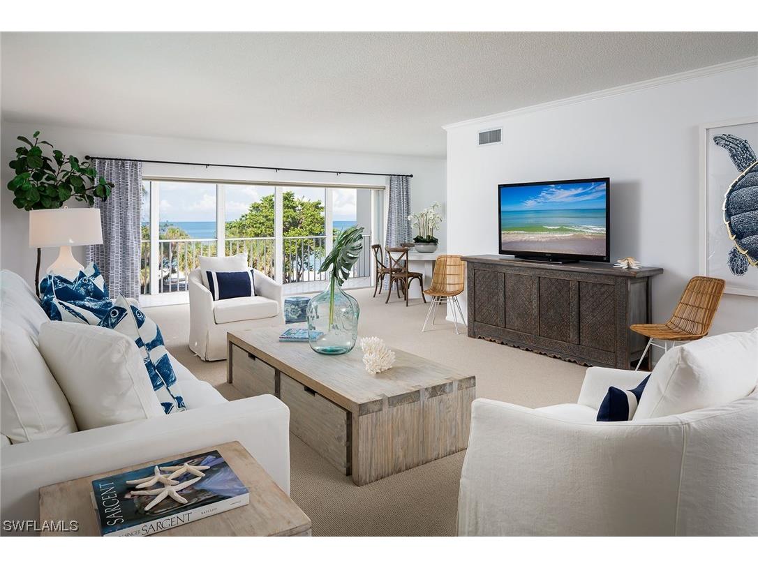 3401 Gulf Shore Boulevard N #306 Naples FL 34103 223039250 image1