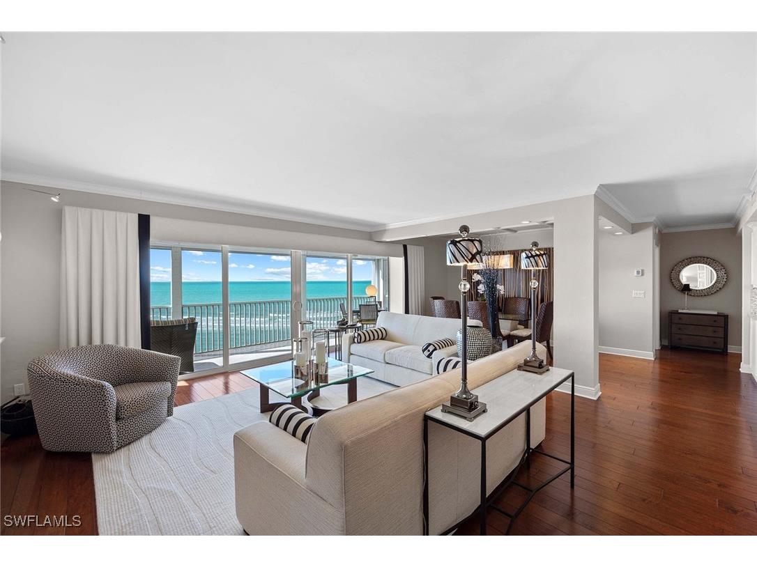 3401 Gulf Shore Boulevard N #402 Naples FL 34103 224103769 image1