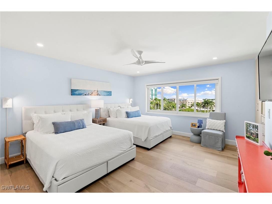 3401 Gulf Shore Boulevard N #506 Naples FL 34103 225077637 image18