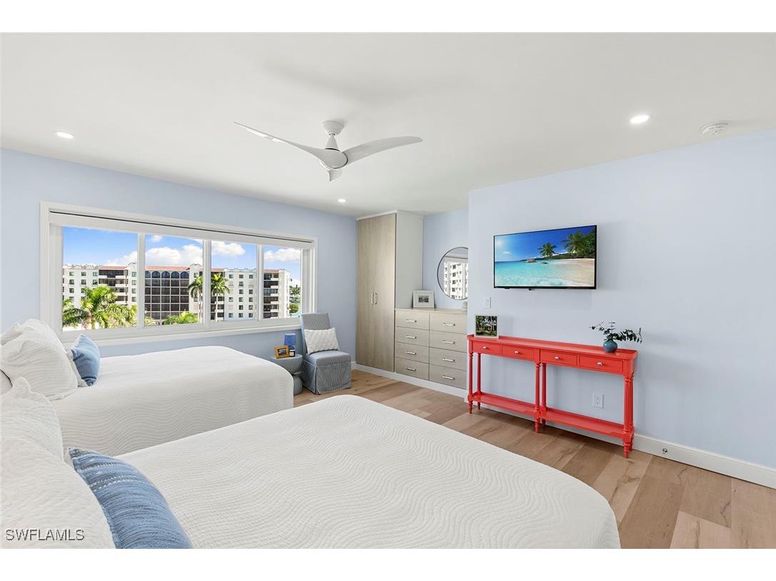 3401 Gulf Shore Boulevard N #506 Naples FL 34103 225077637 image19