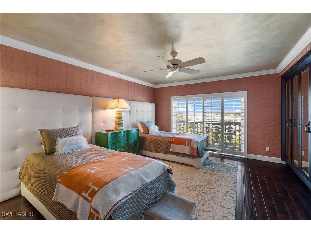 3401 Gulf Shore Boulevard N #C Naples FL 34103 225075097 image21