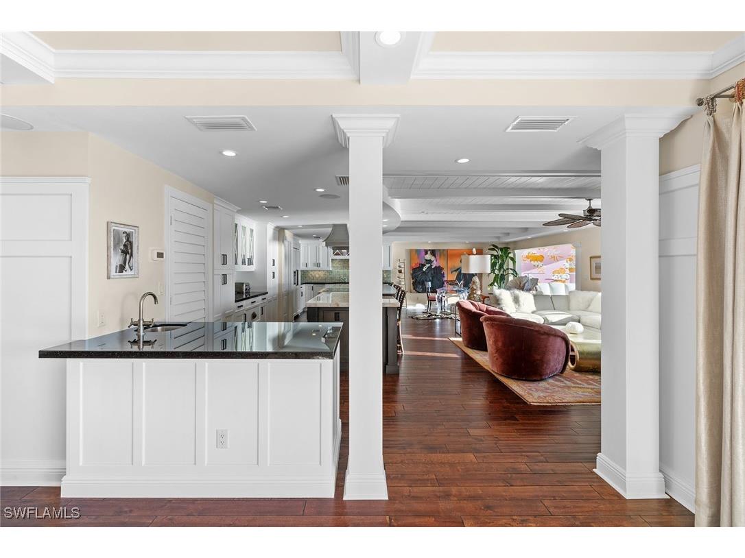 3401 Gulf Shore Boulevard N #C Naples FL 34103 225075097 image9