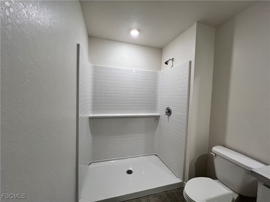 3401 NE 8th Place Cape Coral FL 33909 2025020272 image10