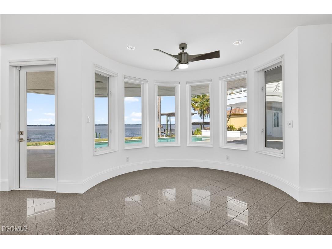 3402 W Riverside Drive Fort Myers FL 33901 2025024914 image16