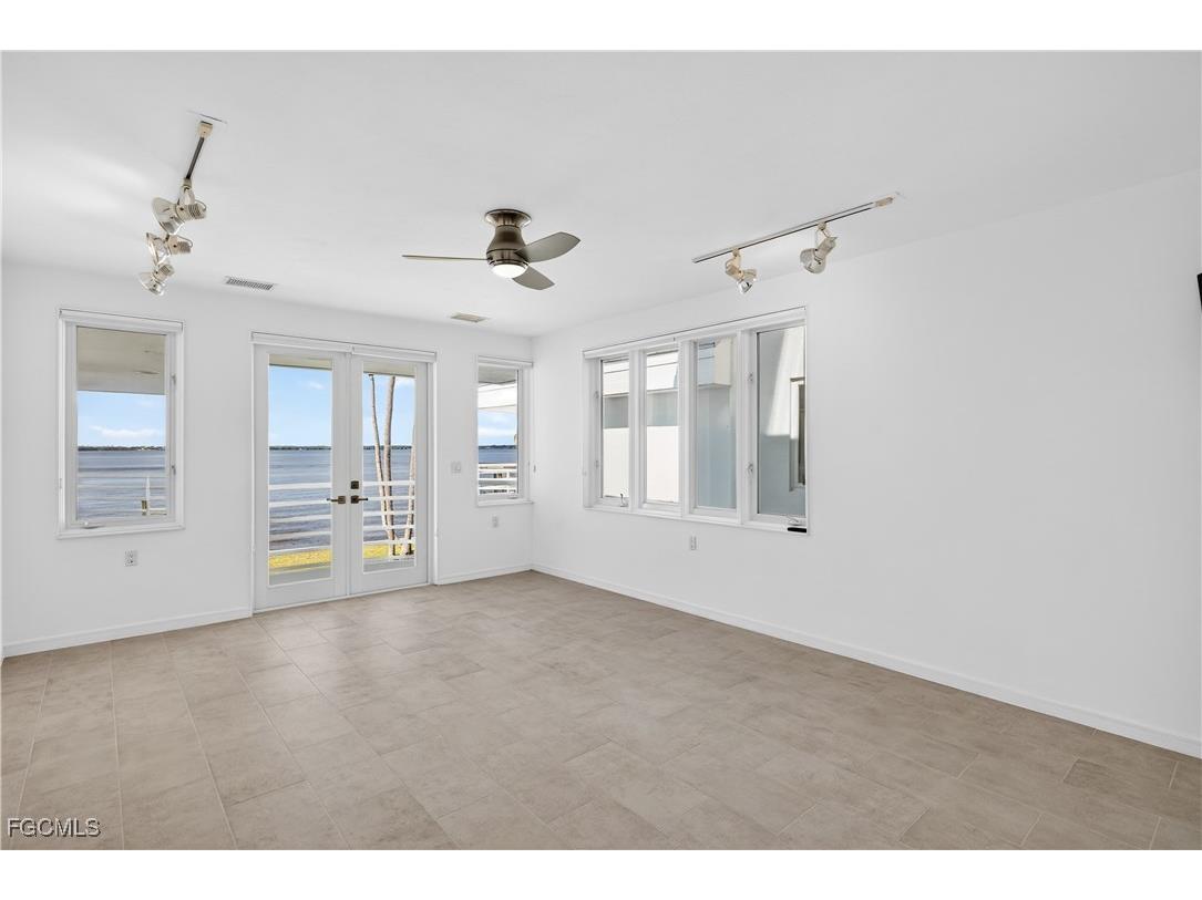 3402 W Riverside Drive Fort Myers FL 33901 2025024914 image31