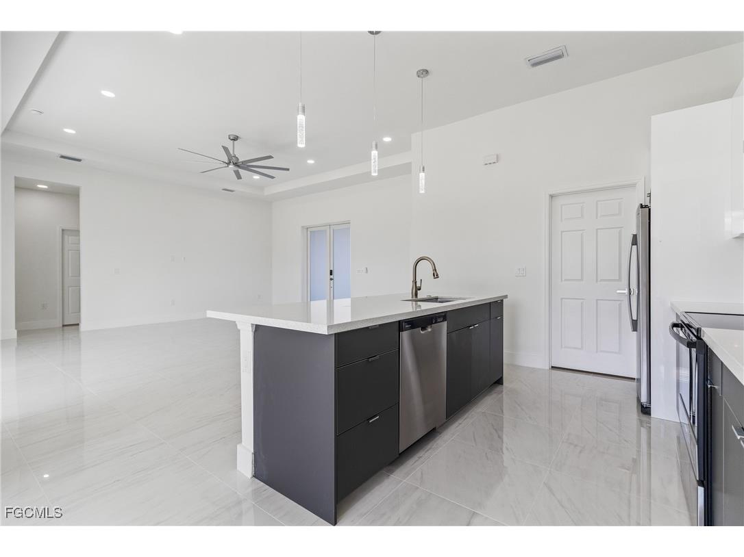 3403 28th Street SW Lehigh Acres FL 33976 2025015739 image13