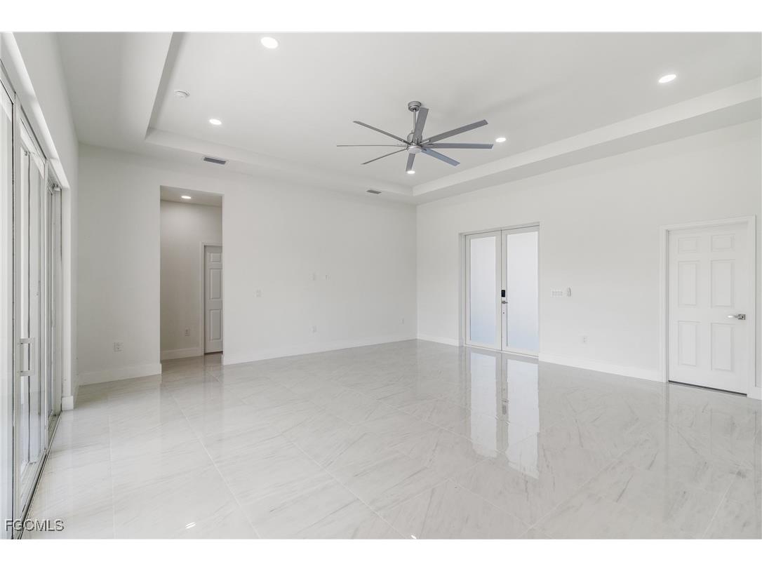 3403 28th Street SW Lehigh Acres FL 33976 2025015739 image5