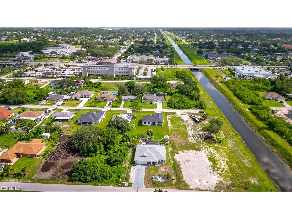 3403 3rd Street W Lehigh Acres FL 33971 2026006830 image5