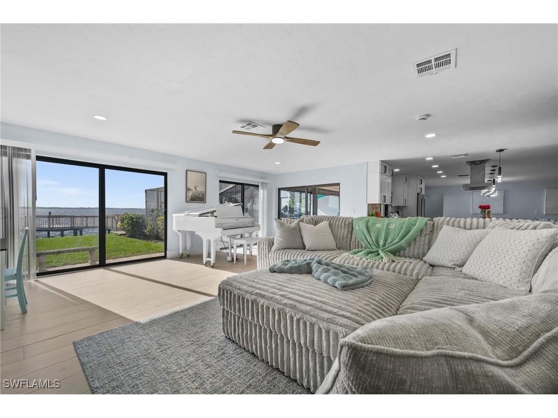 3403 SE 22nd Place Cape Coral FL 33904 225056374 image22