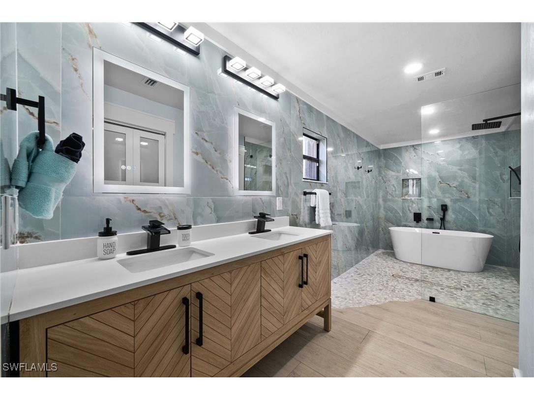 3403 SE 22nd Place Cape Coral FL 33904 225056374 image27