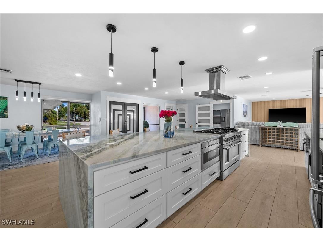 3403 SE 22nd Place Cape Coral FL 33904 225056374 image8