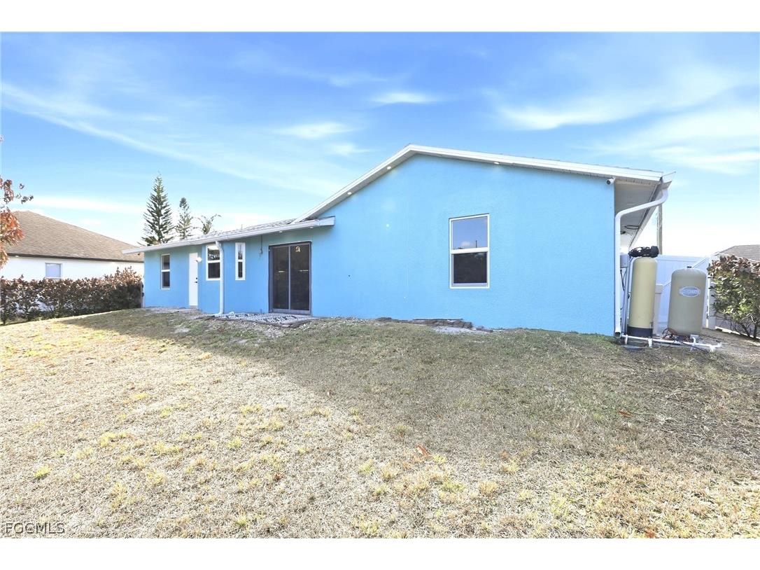 3404 2nd Street SW Lehigh Acres FL 33976 2026008444 image4