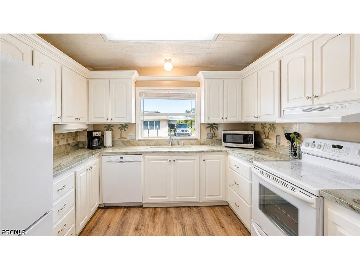 3404 Rainbow Lane North Fort Myers FL 33903 2026025780 image5