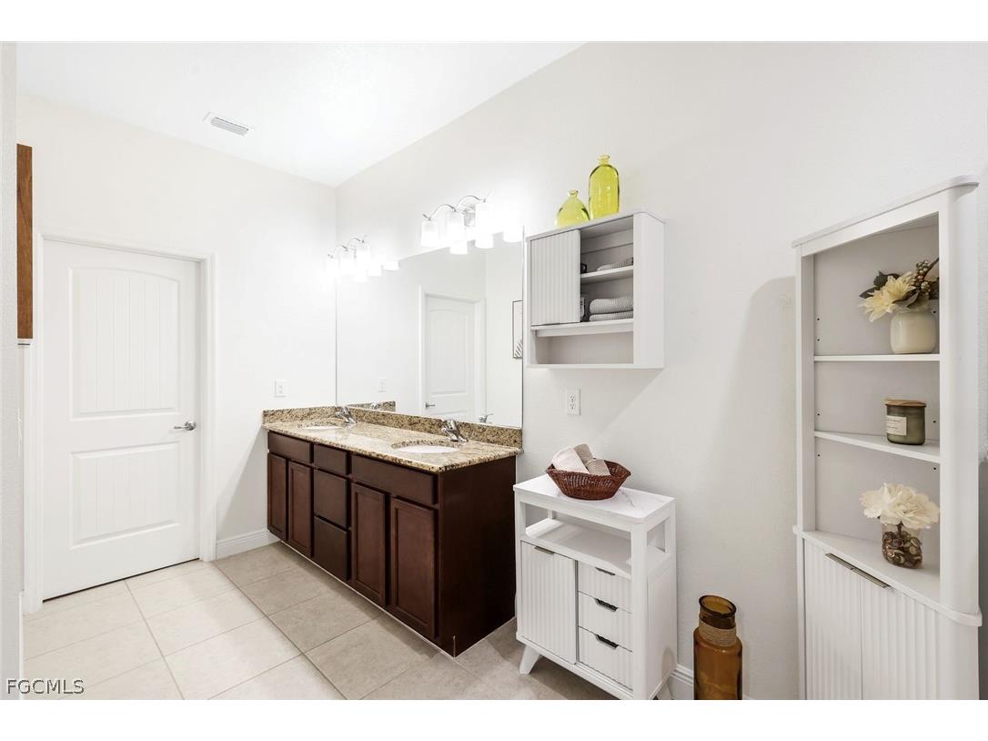 3405 NW 18th Street Cape Coral FL 33993 2026008933 image18
