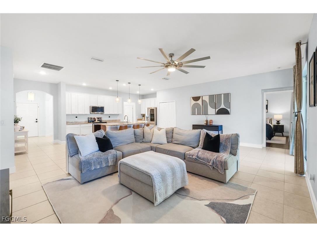 3405 NW 18th Street Cape Coral FL 33993 2026008933 image7