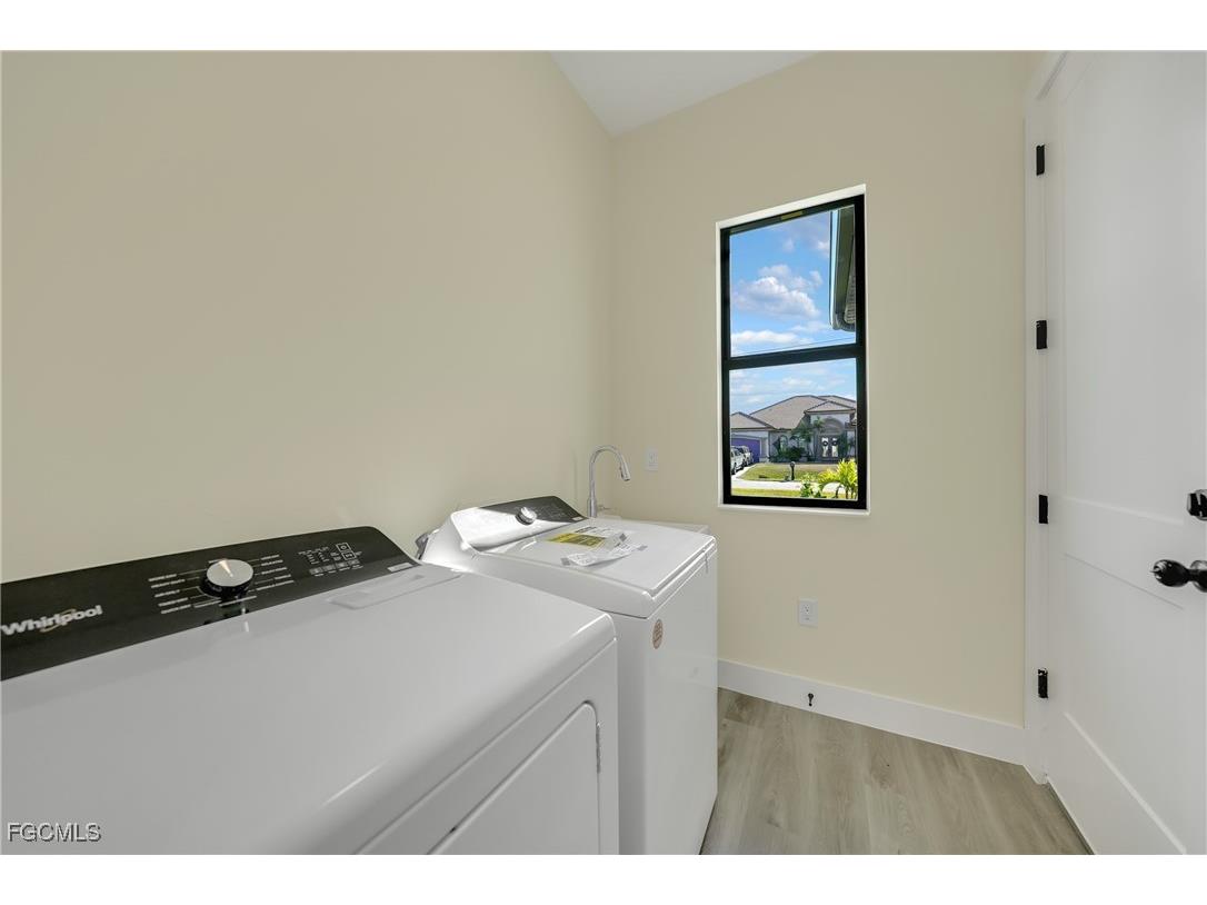 3405 NW 8th Terrace Cape Coral FL 33993 2025024928 image23